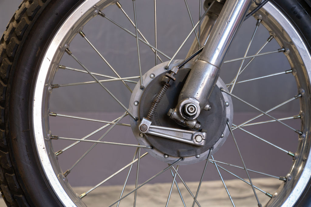 1960Triumph650DirtTracker-12