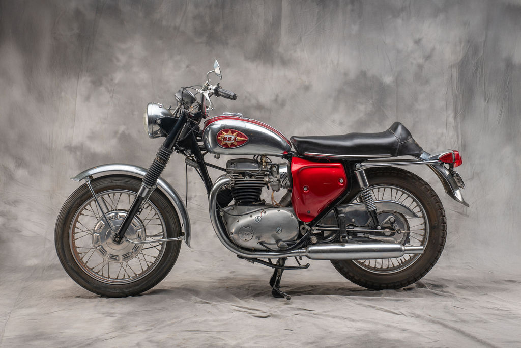 1968BSA650SLightning_05