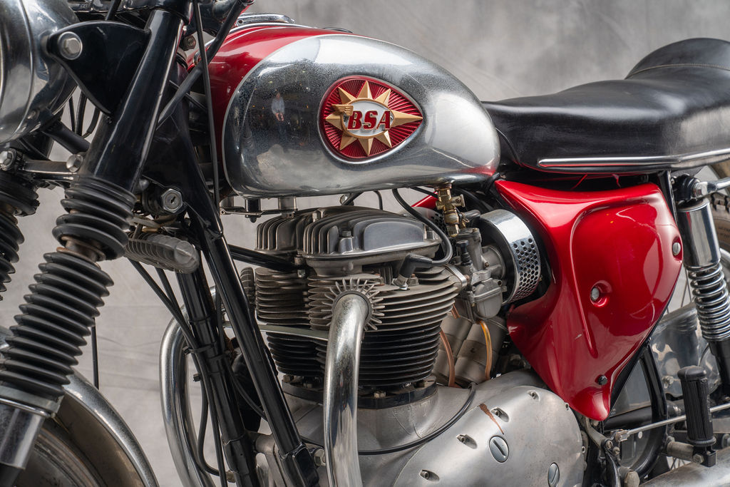 1968BSA650SLightning_07
