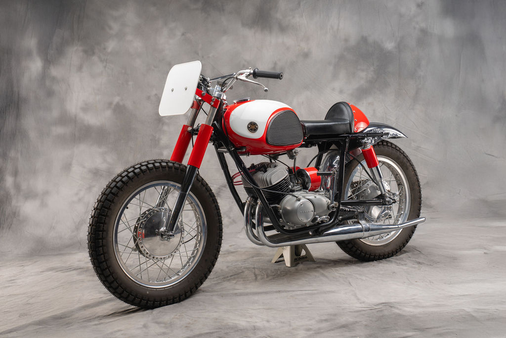 Reed1966YamahaAscot250_03